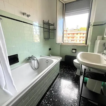 Apartment Massa 221 -